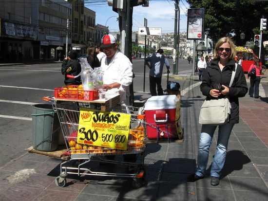 ich liebe diese Wagen, da bekommt super günstig frischen O-Saft 
