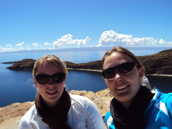 Sylvie und ich auf der Isla del Sol; es war sonnig 