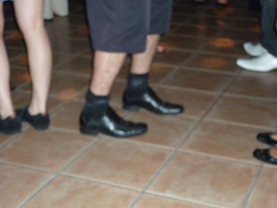 aehm ja, das waren uebrigens seine schuhe muss ich noch mehr dazu sagen?^^