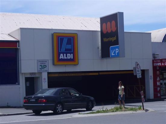 okay, ich hoer ja schon auf^^ achja, aldi hats selbstverstaendlich auch