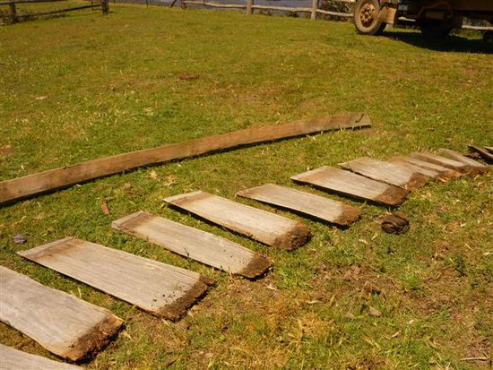 die holzlatten genauso...