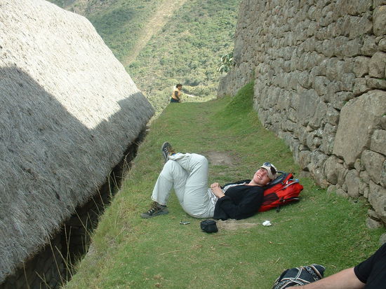 un zum Schluss: nochmal relaxen, alles auf sich wirken lassen und verrueckte Musik dazu hoeren )