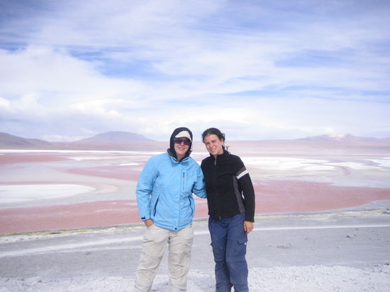vor der bunten Lagune - die Farben kommen durch Schwefel und andere Elemente zustande