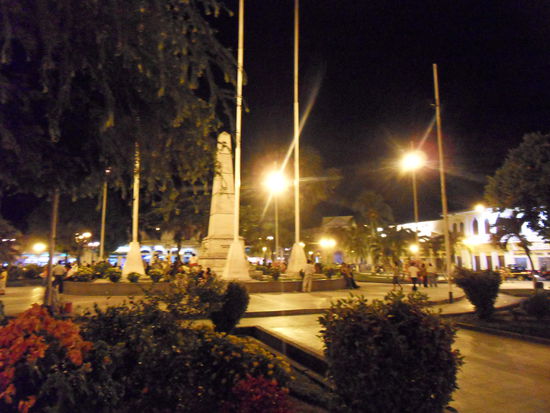 Plaza de Armas bei Nacht