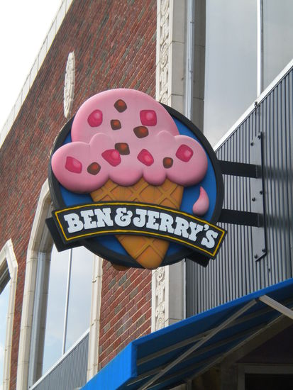 eis bei ben&amp;jerry's....