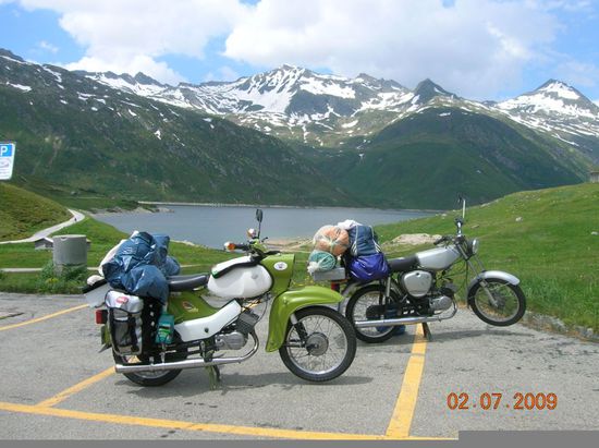 Passhöhe am Lukmanier Pass.