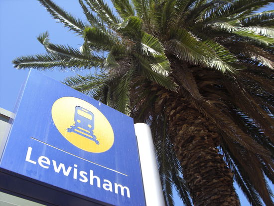 Hier wohne ich jetzt - mit der InnerWestLine vom Central einfach nach Redfern, McDonaldtown, Newtown, Stanmore und Petersham in Lewisham austeigen (ca. 15min)!