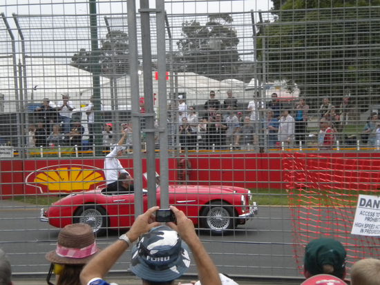 .... Schumacher bei der Fahrerprade vor dem Rennen ...