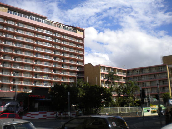 ... hier mein Ho(s)tel! Von meinem Zimmerbalkon aus konnte ich das Hard Rock Cafe sehen und den Strip!