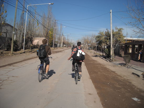 ... dann beschwipst ab aufs Rad und ein bisschen die Sport machen ...