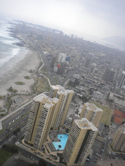 ... auch über die Stadt ging es mit tollen Einblicken und am Ende wurde am Strand gelandet ...