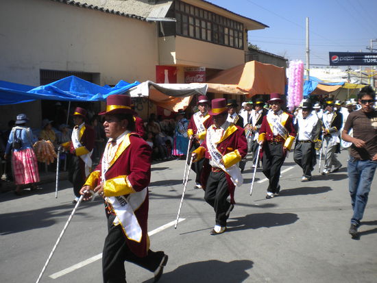 ... die Tanzgruppe sind alles Ärzte ...