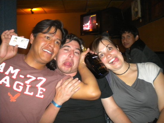 ... das Geburtstagskind "Negro" Juan und die Andrea sind auch von der Rolle ...