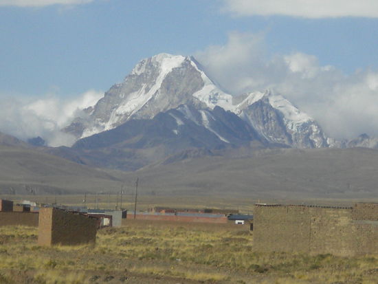 ... einer der Spitzen der Anden ...