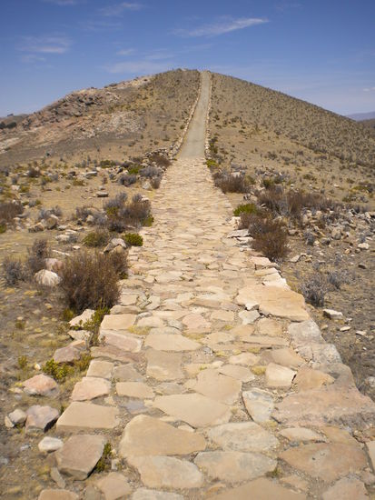... der Weg ist das Ziel auf einem originalen Inkaweg ....