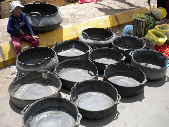 ... aber auch Autoreifen werden als Gefäße verkauft ... warum nicht!