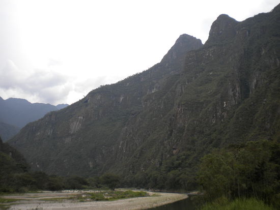 ... der erste Blick auf Wayna Pichu von hinten ...
