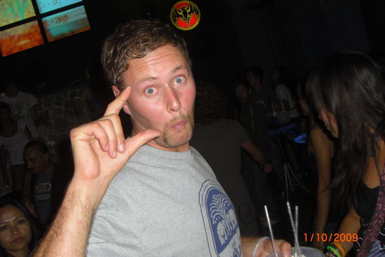 Ein wirklich angenehmer Zeitgenosse, der mir gezeigt hat, das nicht alle Schweizer so langsam sind wie sie sprechen!!