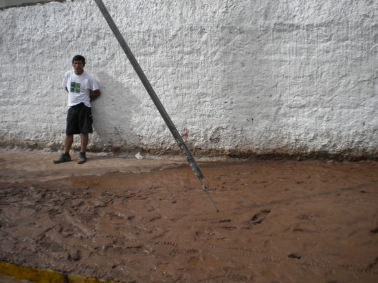 ... hier ist noch ein bisschen von der Schlammlawine zu sehen ...