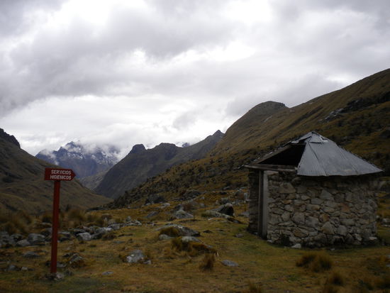 ... naja ich würde das nicht als Toilette bezeichnen  ...