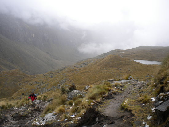 ... endlich wieder auf der Route und auf gehts zum Pass, der Wetter wurde immer schlechter ...