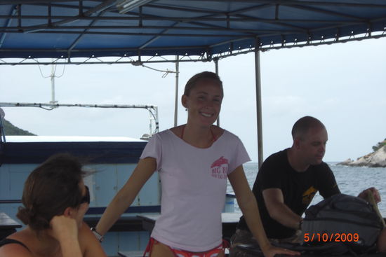 Kommt ursprünglich aus England und lebt seit zwei Jahren auf Ko Tao ... es gibt schlechtere Jobs wie ich finde, oder?