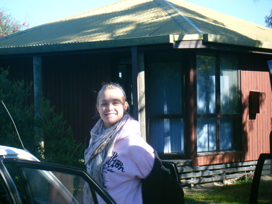 eins der zwei häuschen wo wir geschlafen haben und im vordergrund ist meine liebe stina...