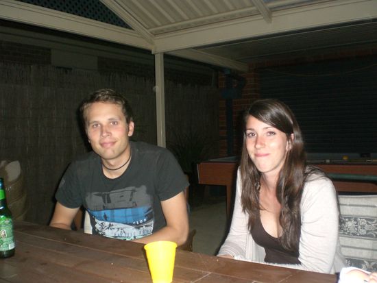 meine ältesten freunde hier: sabrina und jörg
diese beiden verlassen mich jetzt leider auch bald da sie anfangen zu reisen...
ps das waren die beiden die ich verkuppelt habe^^