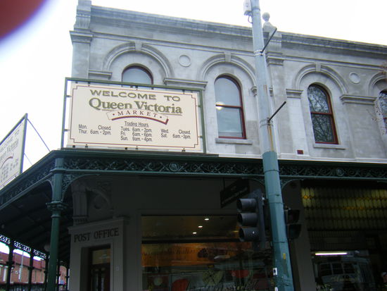 ach nur so: der markt war viel innen... ähnlich wie polen^^
halt nur vieeeeeel besser...