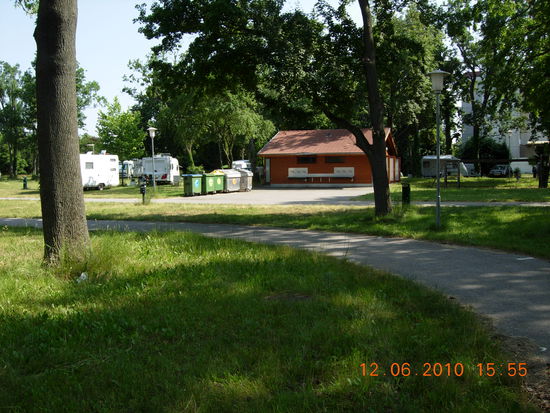 Sanitärgebäude Camping Wien Süd