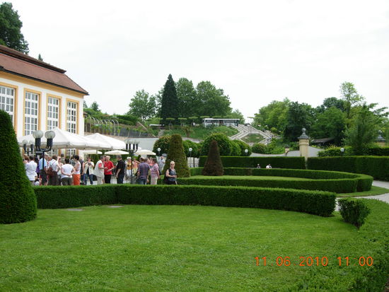 Die Parkanlage vor dem Stift Melk