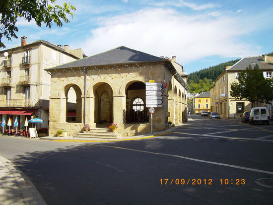 Markthalle von St. Jean du Bruel