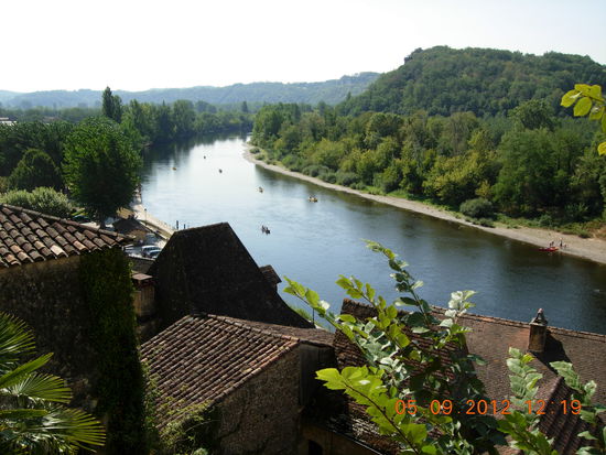 Aussicht aus den Gassen von Roque-Gageac