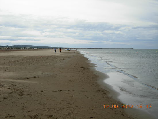 Strand bei Grissan Plage