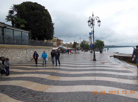 Teil der Promenade von Lazise
