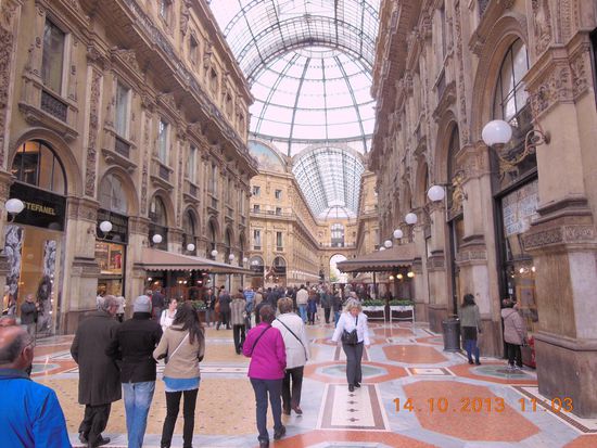 Galleria Vittorio Emanuel II mit den teuren Einkaufsgeschäften