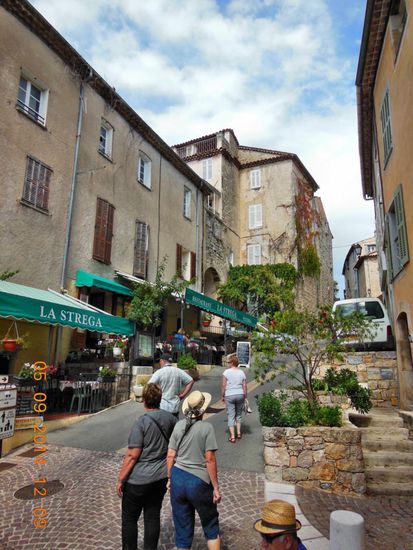 Fayance alles steile Strassen und Treppen