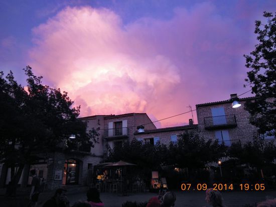 Gewitterstimmung über Les Salles sur Verdon