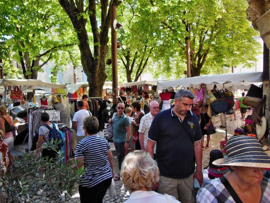 Markttag in St. Rémy de Provence