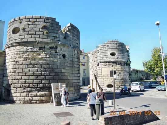 Eingangstor in Arles von Seite St. Rémy