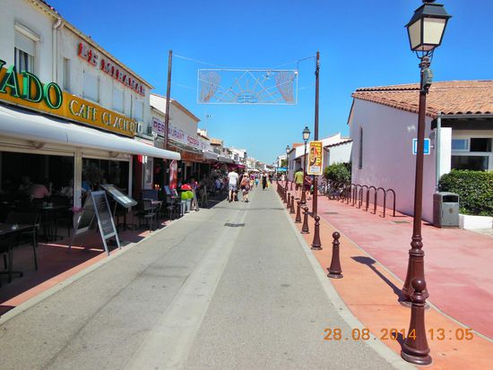 Touristengasse von Stes-Maries de la Mer