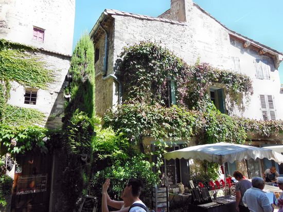 Schön "dekorierte" Häuser in St. Remy