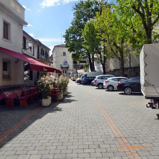 Enger Dorfplatz Dobrin