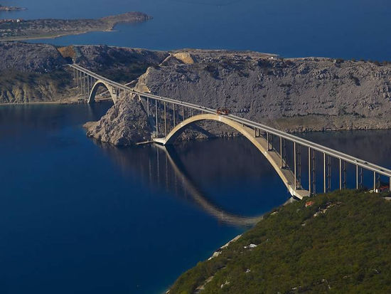 Brücke auf die Insel Krk