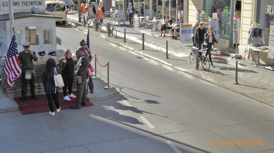 Chckpoint Charlie