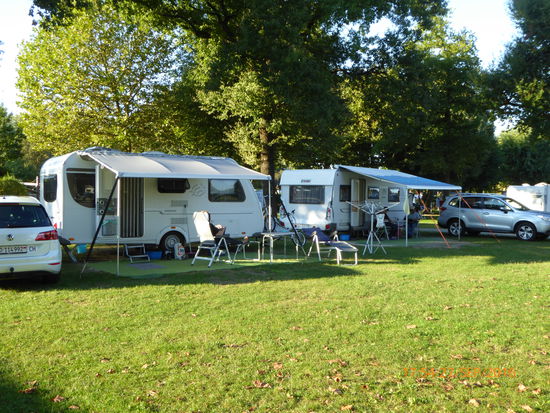 Unsere Stellplätze auf dem Camping Freizeitcenter Oberrhein