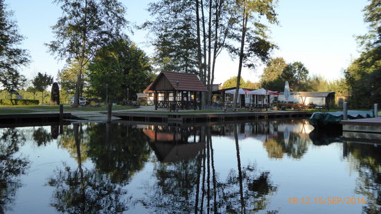 Lichtstimmung auf der Kanalfahrt