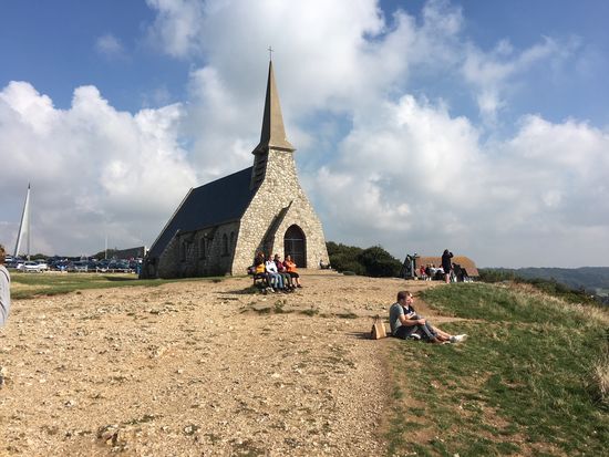 Kapelle auf der östlichen Klippe von Yport