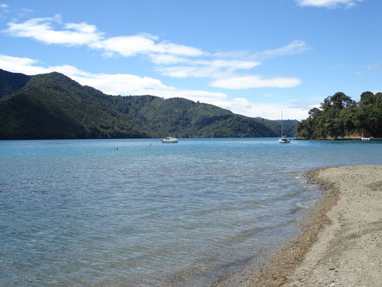 mmhh, strand, sonnencreme, hitze..  und weiter fahren.. 