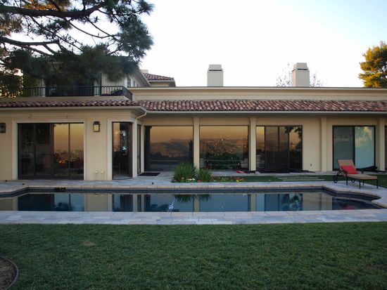 Das Anwesen der Donovans in Bel Air...